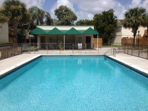 645 Executive Center Drive R 107