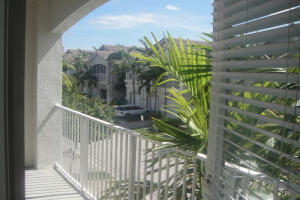3156 Laurel Ridge Circle