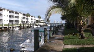 1125 Lake Shore Drive 101