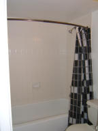 1125 Lake Shore Drive 101