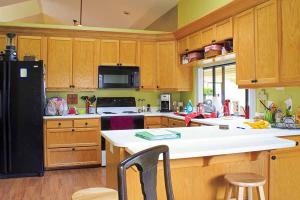 128 Bayberry Circle
