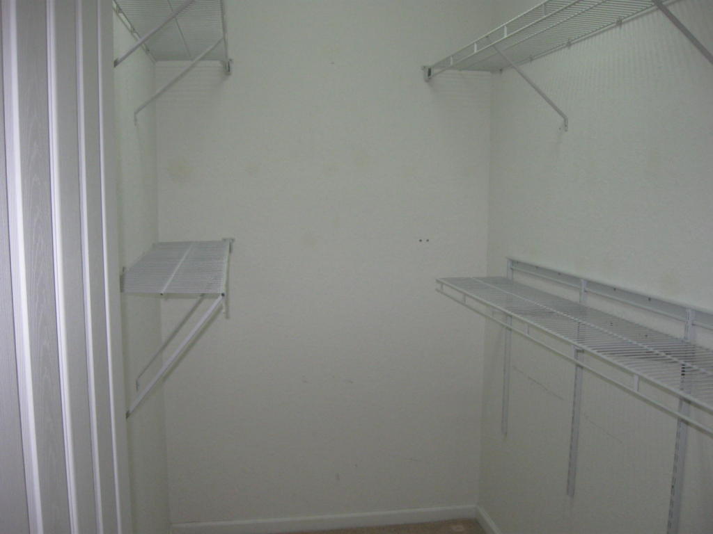 9461 SW Pruple Martin Way