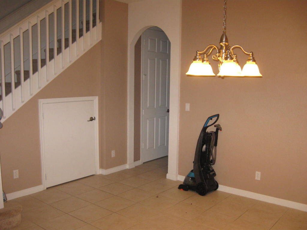 9461 SW Pruple Martin Way