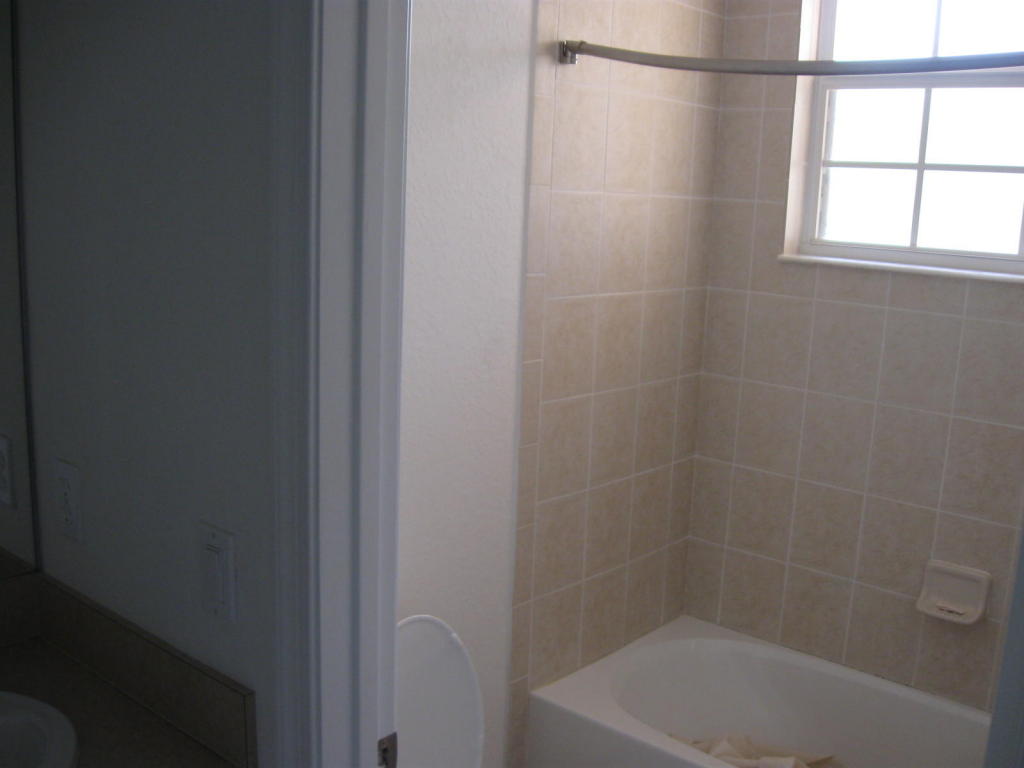 9461 SW Pruple Martin Way