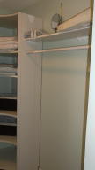 1060 Lake Shore Drive 204