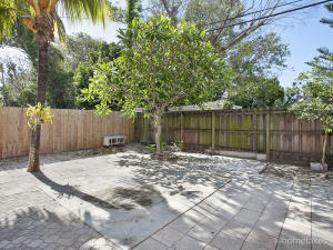 826 Lytle Street
