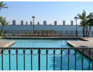 1010 Lake Shore Drive 104