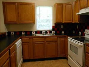 6895 Australian Street