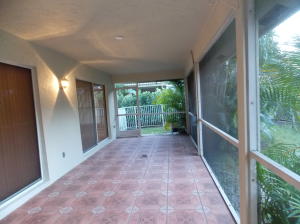 501 Cocoplum Drive S