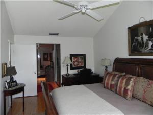 2630 Mohawk Circle