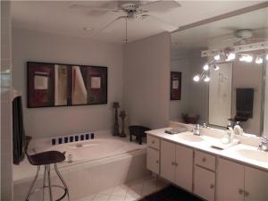 2630 Mohawk Circle