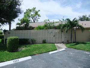 1309 Arapaho Street