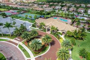 251 Rudder Cay Way