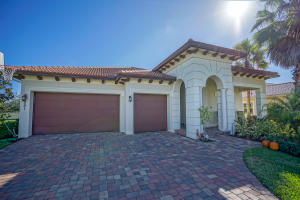 251 Rudder Cay Way