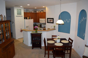 127 Seagrape Drive 204