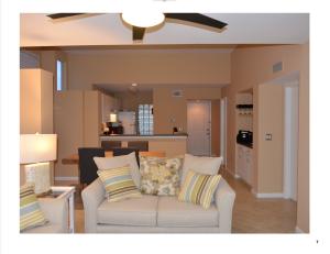 4831 Via Palm Lakes 1222