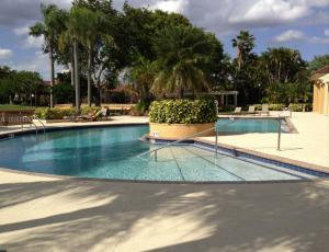 4831 Via Palm Lakes 1222