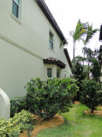114 Diamante Way