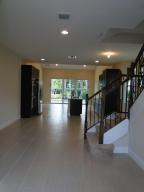 114 Diamante Way