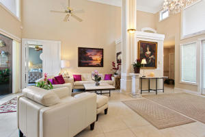 19065 SE Coral Reef Lane