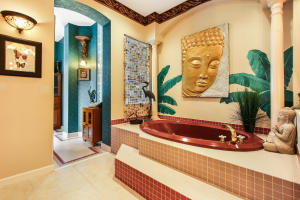 19065 SE Coral Reef Lane