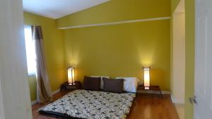 1110 Lake Shore Drive 101