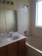 3189 Laurel Ridge Circle