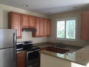 3189 Laurel Ridge Circle