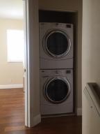 3189 Laurel Ridge Circle