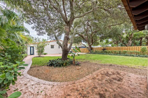 3315 Floral Avenue