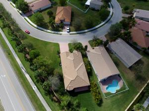 1476 SE Legacy Cove Circle