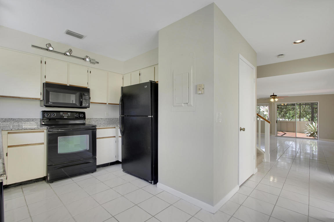 6214 Riverwalk Lane 1