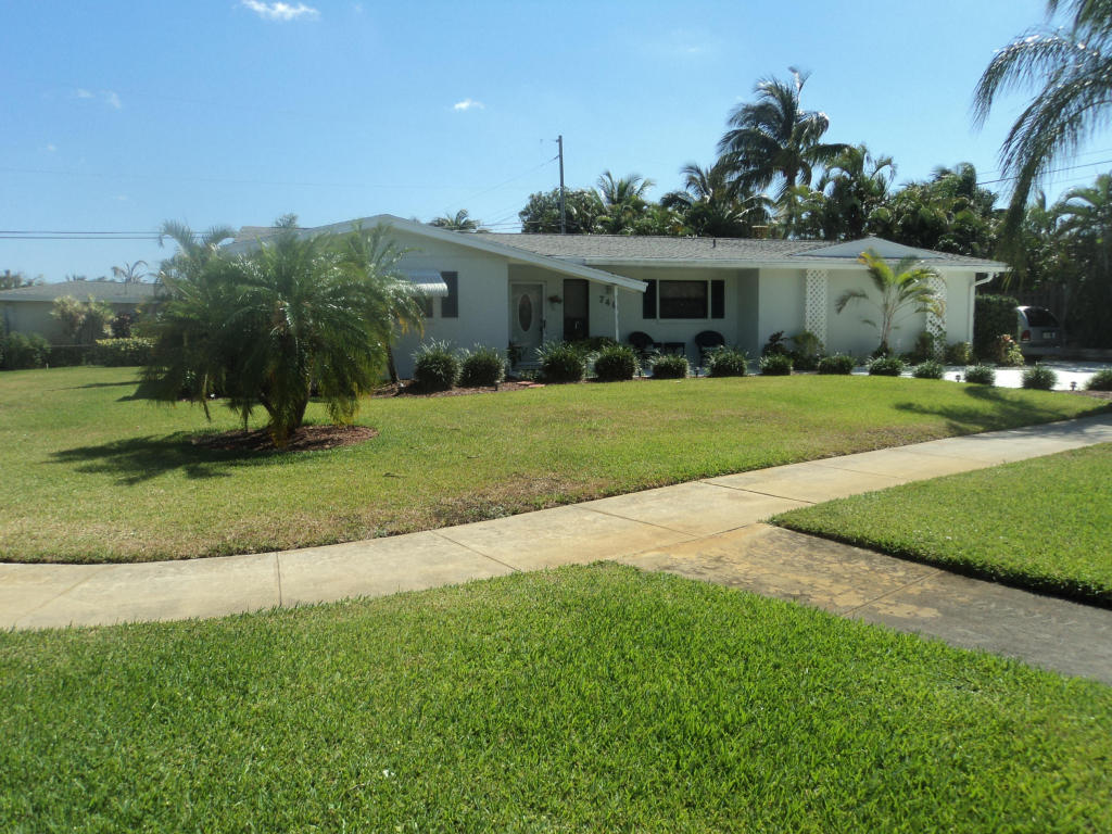 748 Dogwood Road