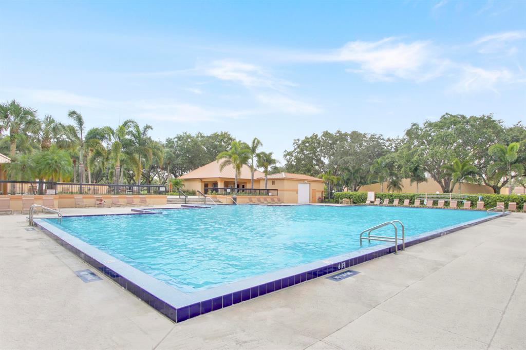 1805 Middleton Way 16-A