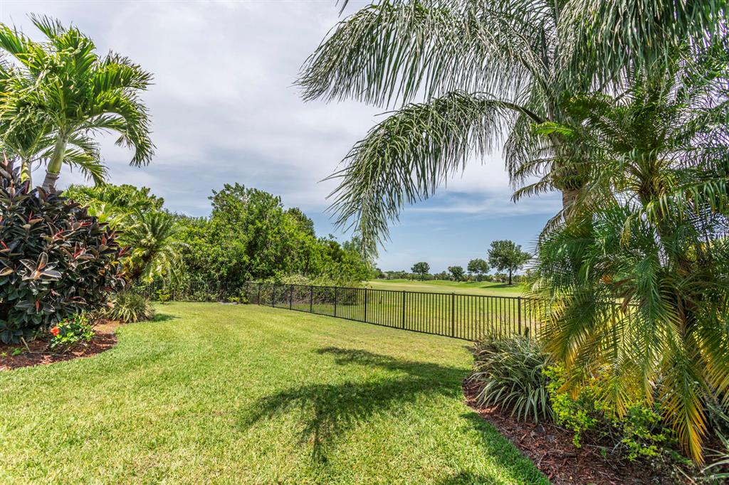 5051 SW Hammock Creek Drive