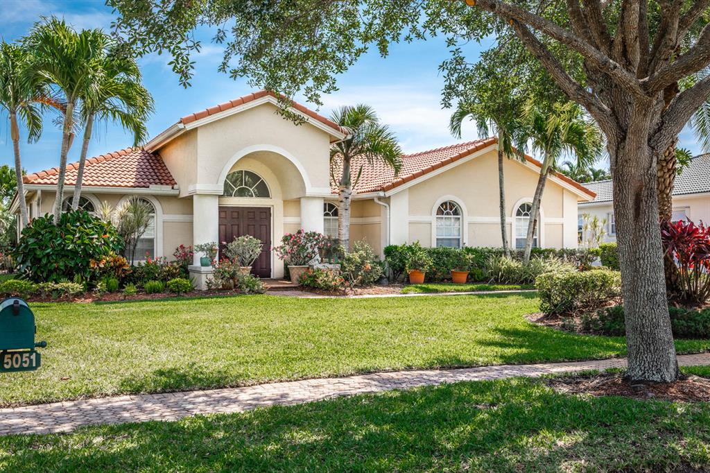 5051 SW Hammock Creek Drive