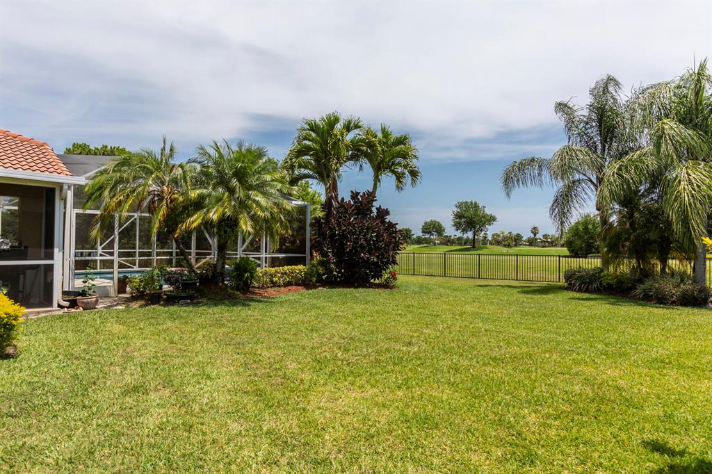 5051 SW Hammock Creek Drive