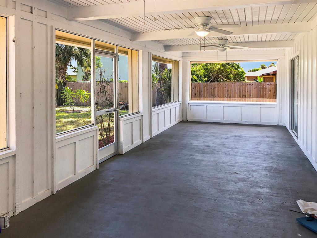 701 S Loxahatchee Drive