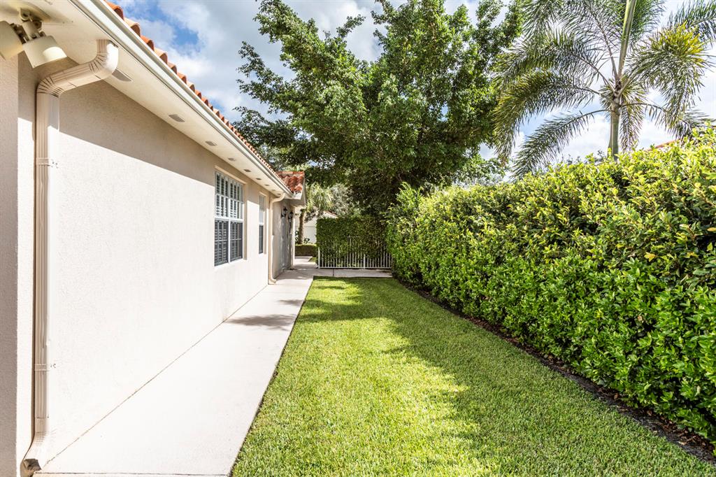 7036 Gila Lane