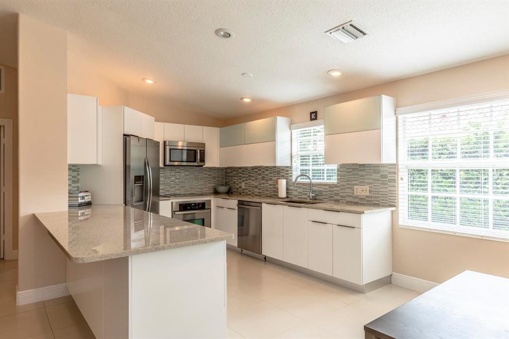 7036 Gila Lane