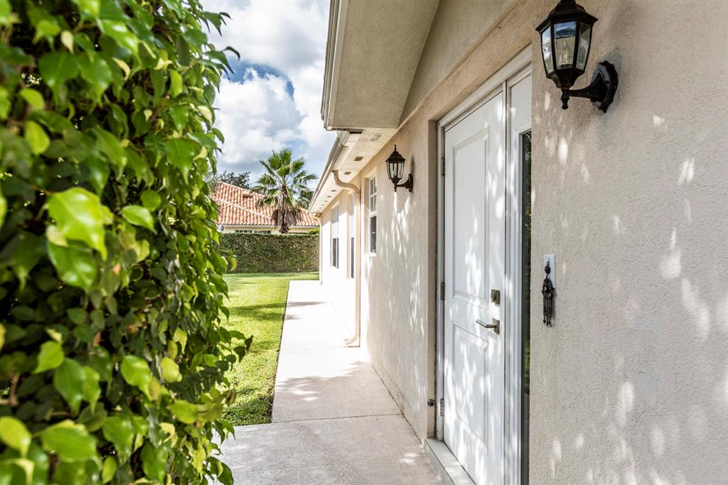7036 Gila Lane