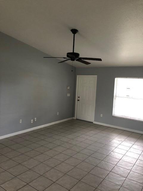 49 W Rubber Tree Drive