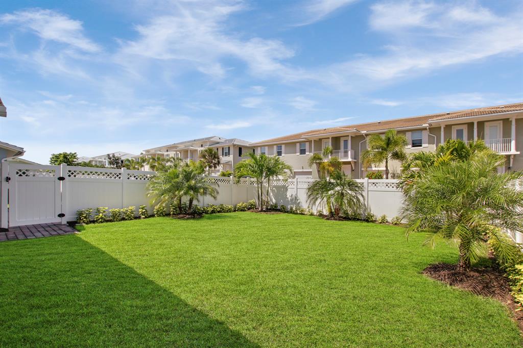 1115 N Prescott Drive