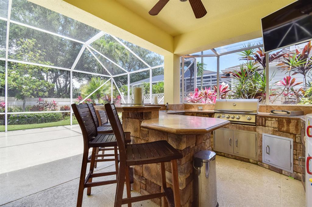 118 Sweet Bay Circle