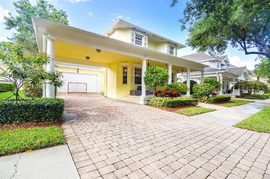 118 Sweet Bay Circle