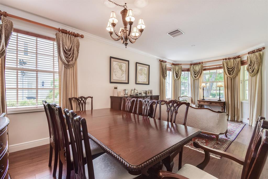 118 Sweet Bay Circle