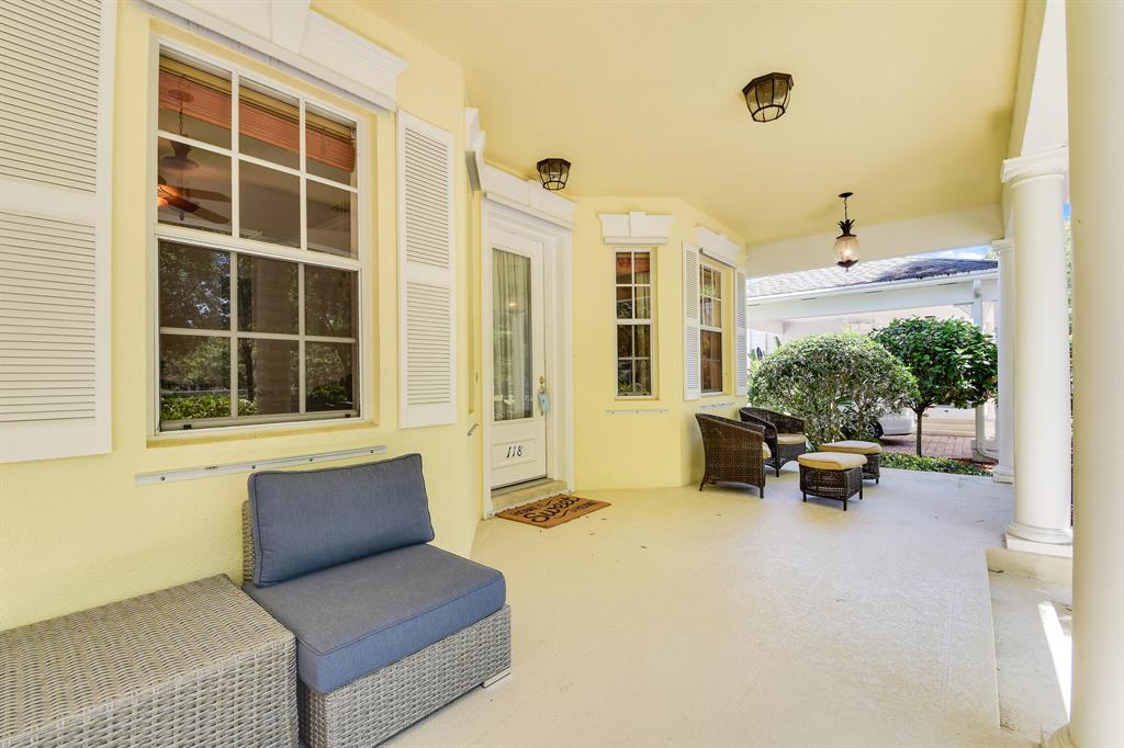 118 Sweet Bay Circle