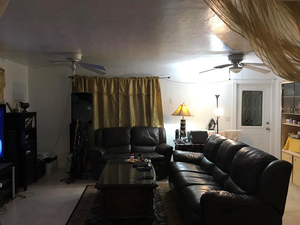 3608 Holiday Road