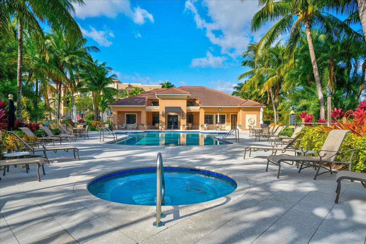 4883 Pga Boulevard 304
