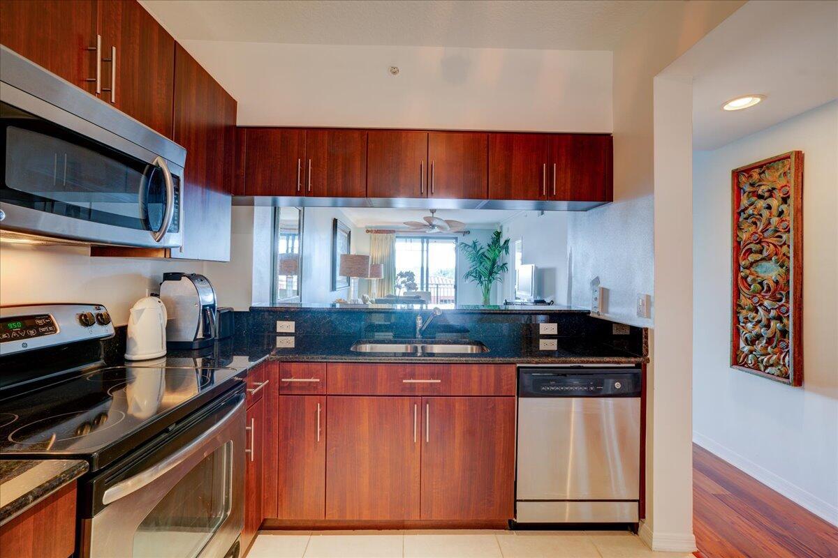 4883 Pga Boulevard 304